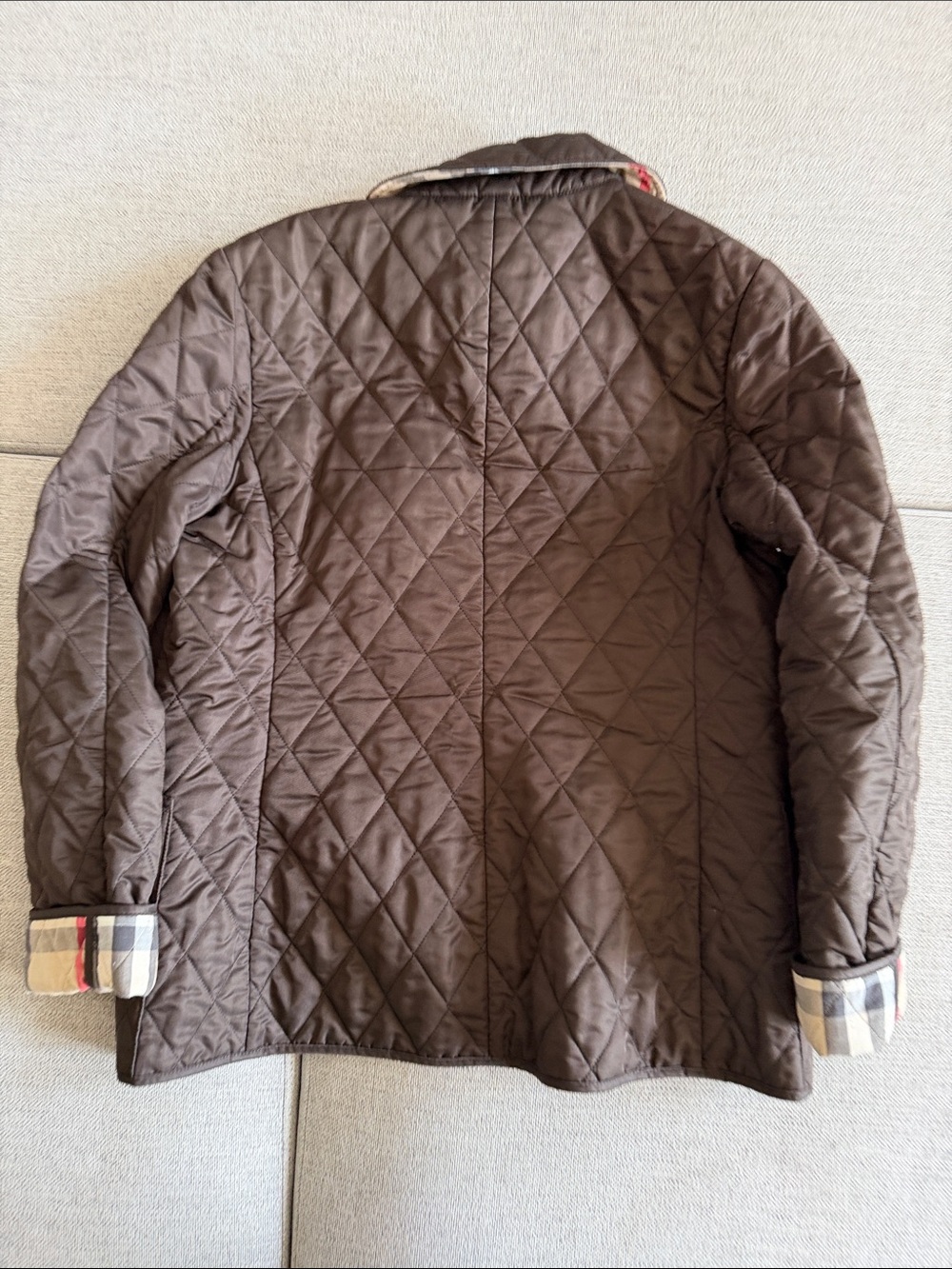 Burberry Quilted Puffer Jacket in Brown with Signature Check Cuff - Picture 9 of 10